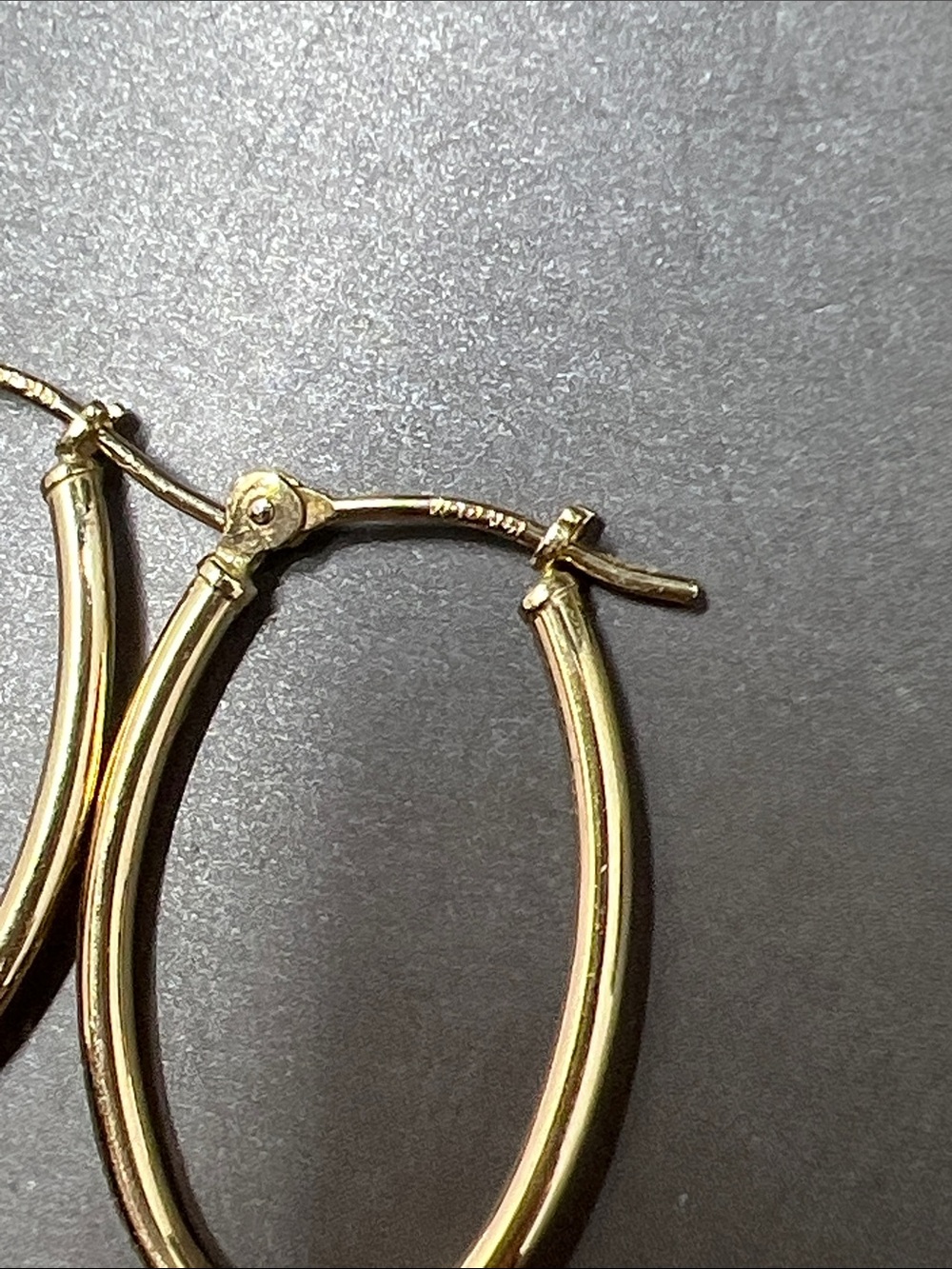 Vintage JCM 14K Gold Oblong Hoop Earrings - Picture 2 of 7
